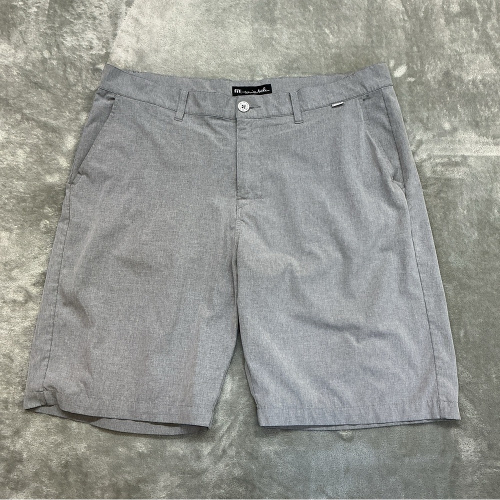 Travis Mathew Shorts Mens 38 Gray Golf Performance Stretch Chino Flat Front Tech